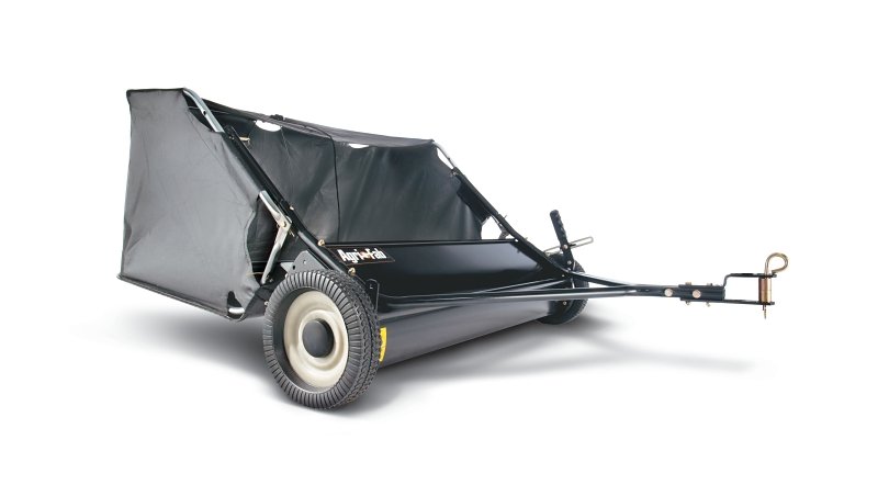 SWEEPER LAWN TOW STEEL 42 INCH
