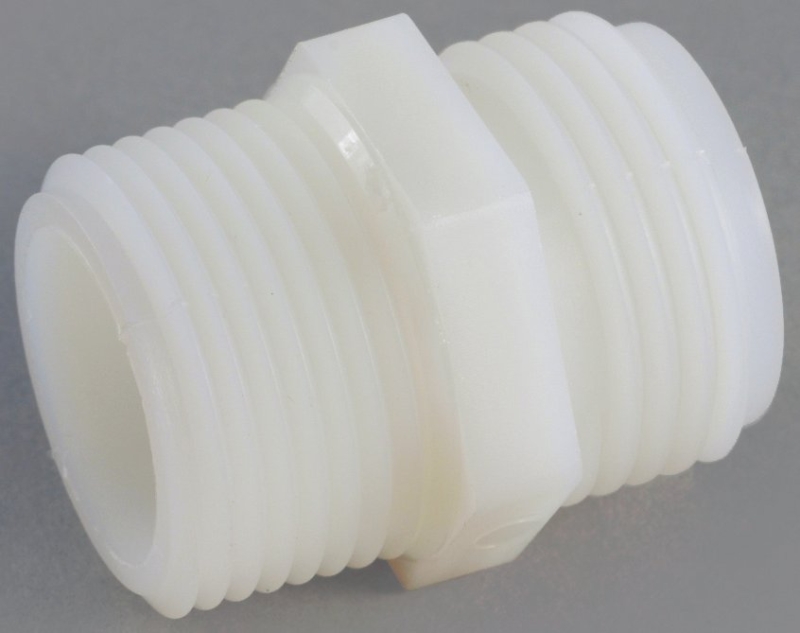 UNION NYLON 3/4HOSEX1/2MPT    